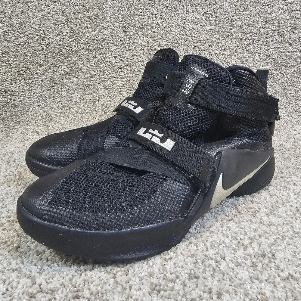 Nike Lebron James Soldier Nine Black High Top Sneaker 776471-001 - Size 6Y Youth